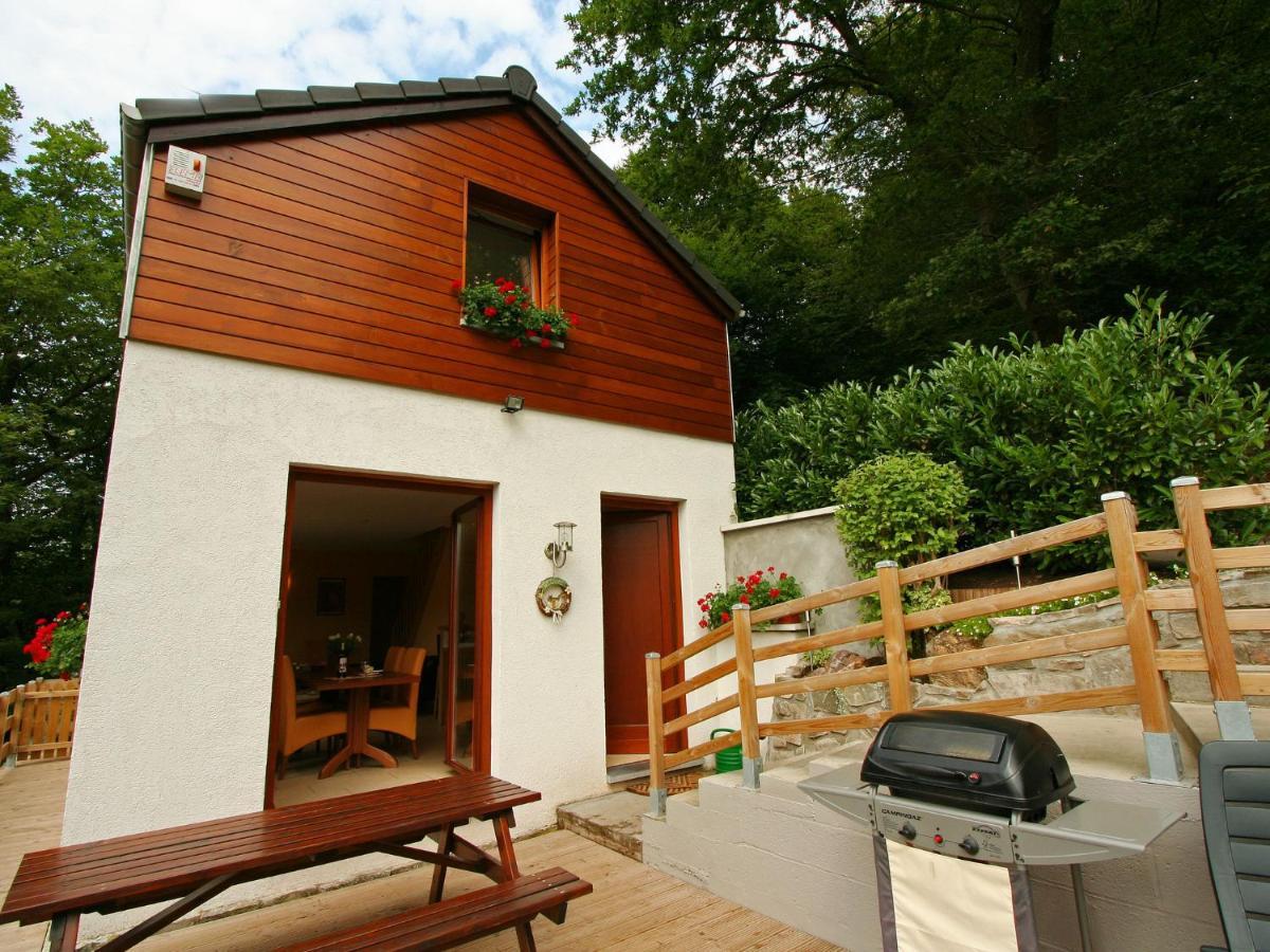Cottage With A Terrace And A View Of The Valley Aywaille Exterior photo